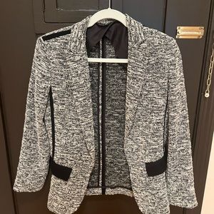Beautiful black and grey rag & bone speckled blazer